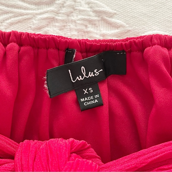 NWOT Lulus View and I Bright Red Tie-Back Faux-Wrap Midi Dress XSmall - Picture 3 of 8